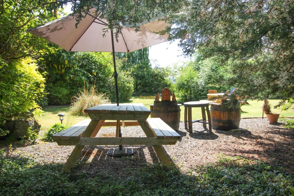 Kilmore Farmhouse ドラムナドロッキット エクステリア 写真